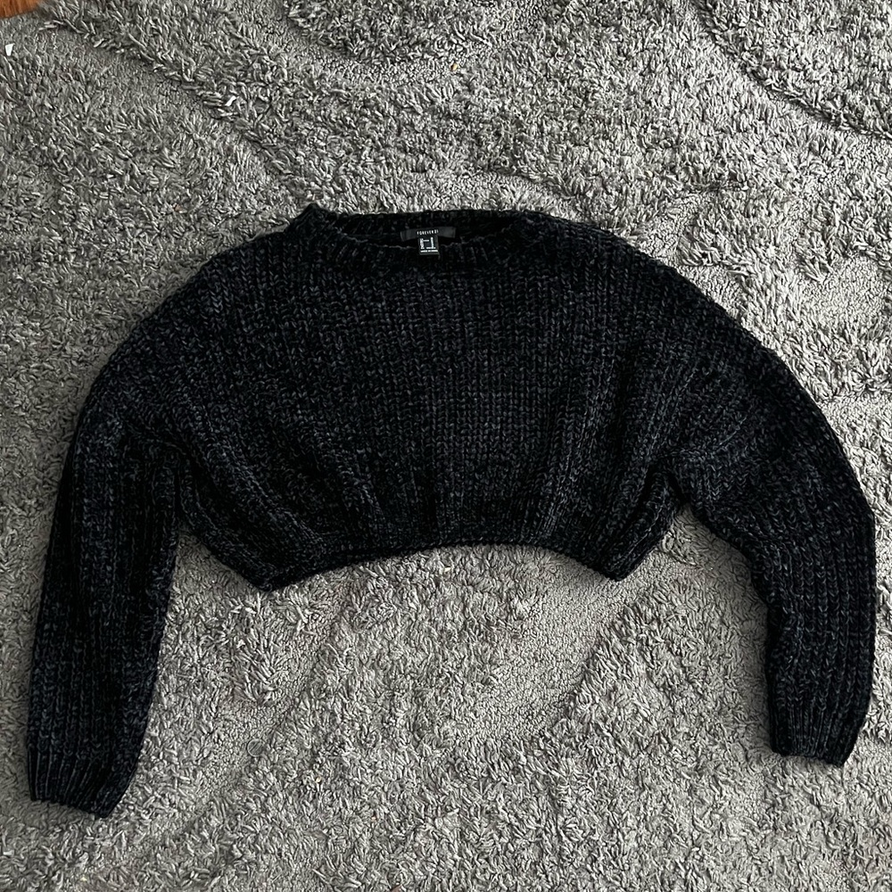Forever 21 Black Knit Velvet Cropped Long Sleeve Top Size Medium